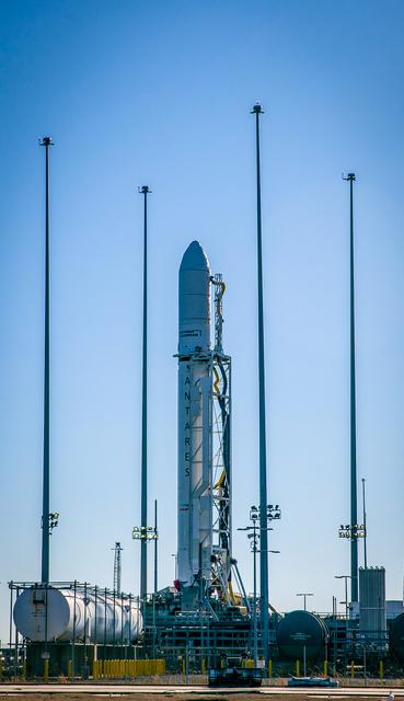 NASA image: NG15 Verticle Vehiclepb-1-2